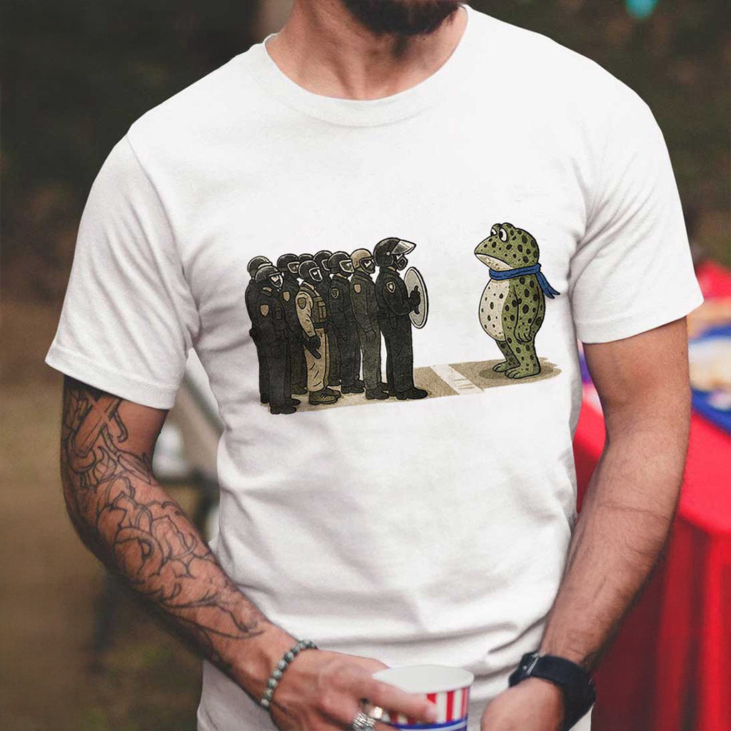 Anti ICE Portland Frog Resist Protest Funny T-Shirt Christmas For Dad