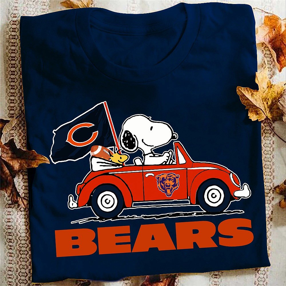 Chicago Bears Snoopy And Woodstock Driving Car T-Shirt Bears Apparel Football Fun Fan Gift