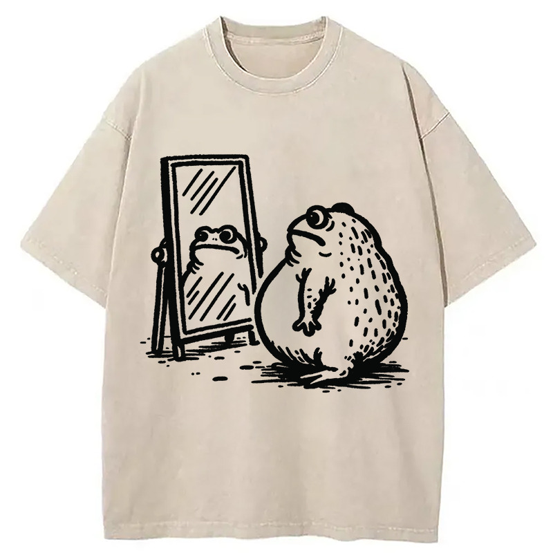 Fat Frog Looking In The Mirror Washed T-Shirt Minimal Retro Graphic Clothing Gifts For Besties