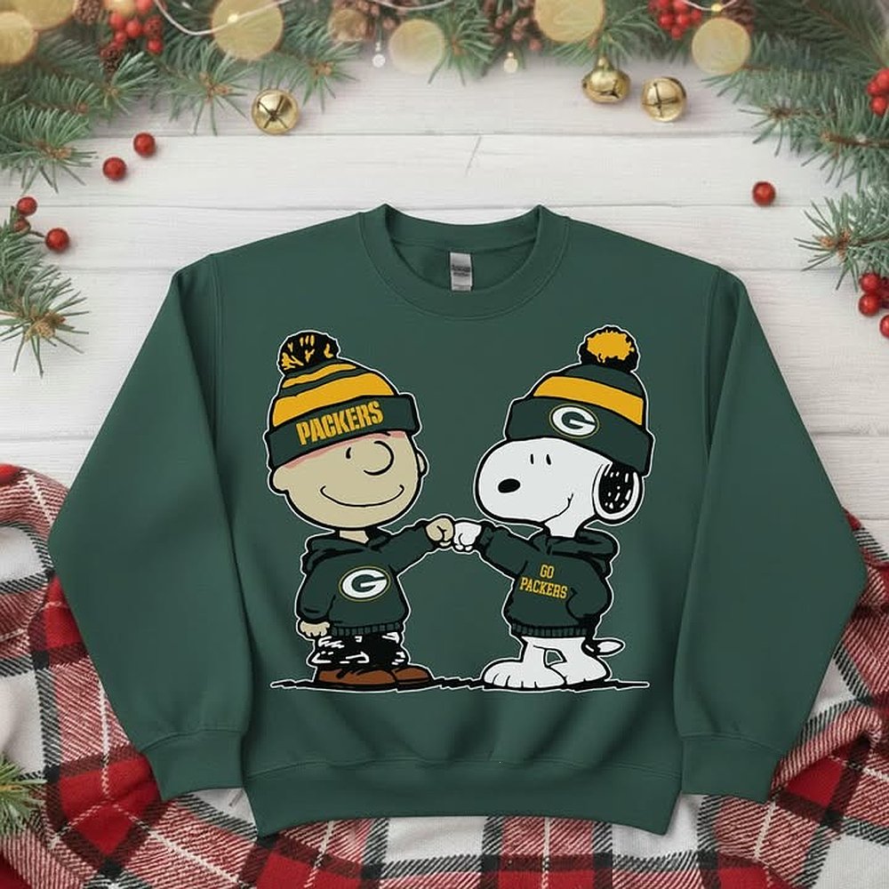 Green Bay Packers NFL Peanuts Christmas Sweatshirt Football Holiday Apparel Best Gift For Fans