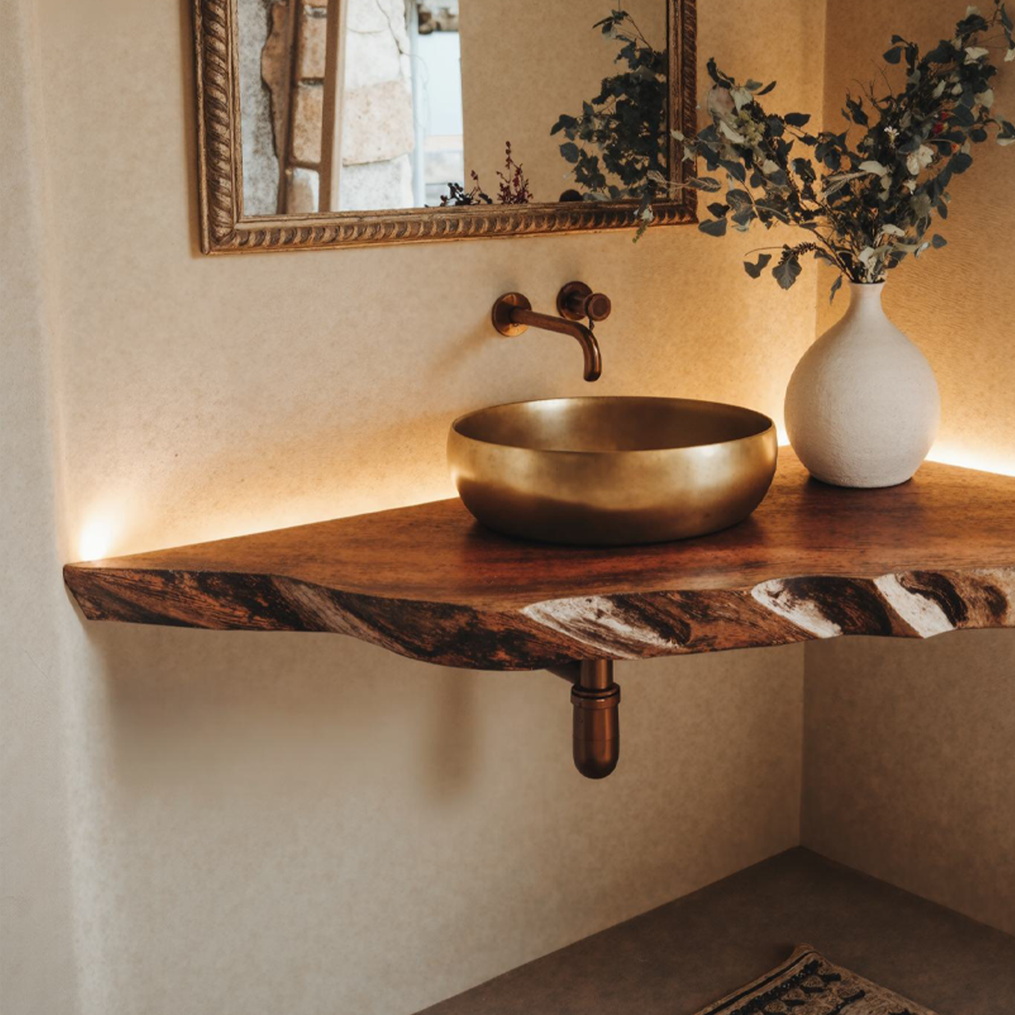 Handcrafted Corner Bathroom Wooden Shelf SILDTBRV070